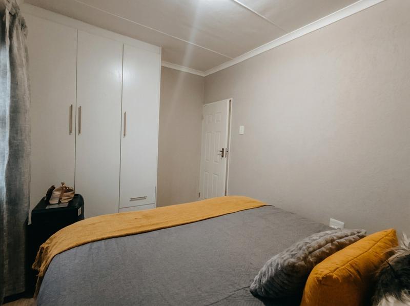 2 Bedroom Property for Sale in Queenstown Central Eastern Cape